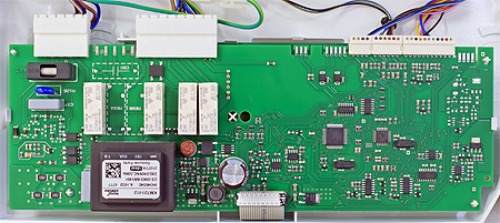 id logic heat 15 j24310 pcb in situ.jpg
